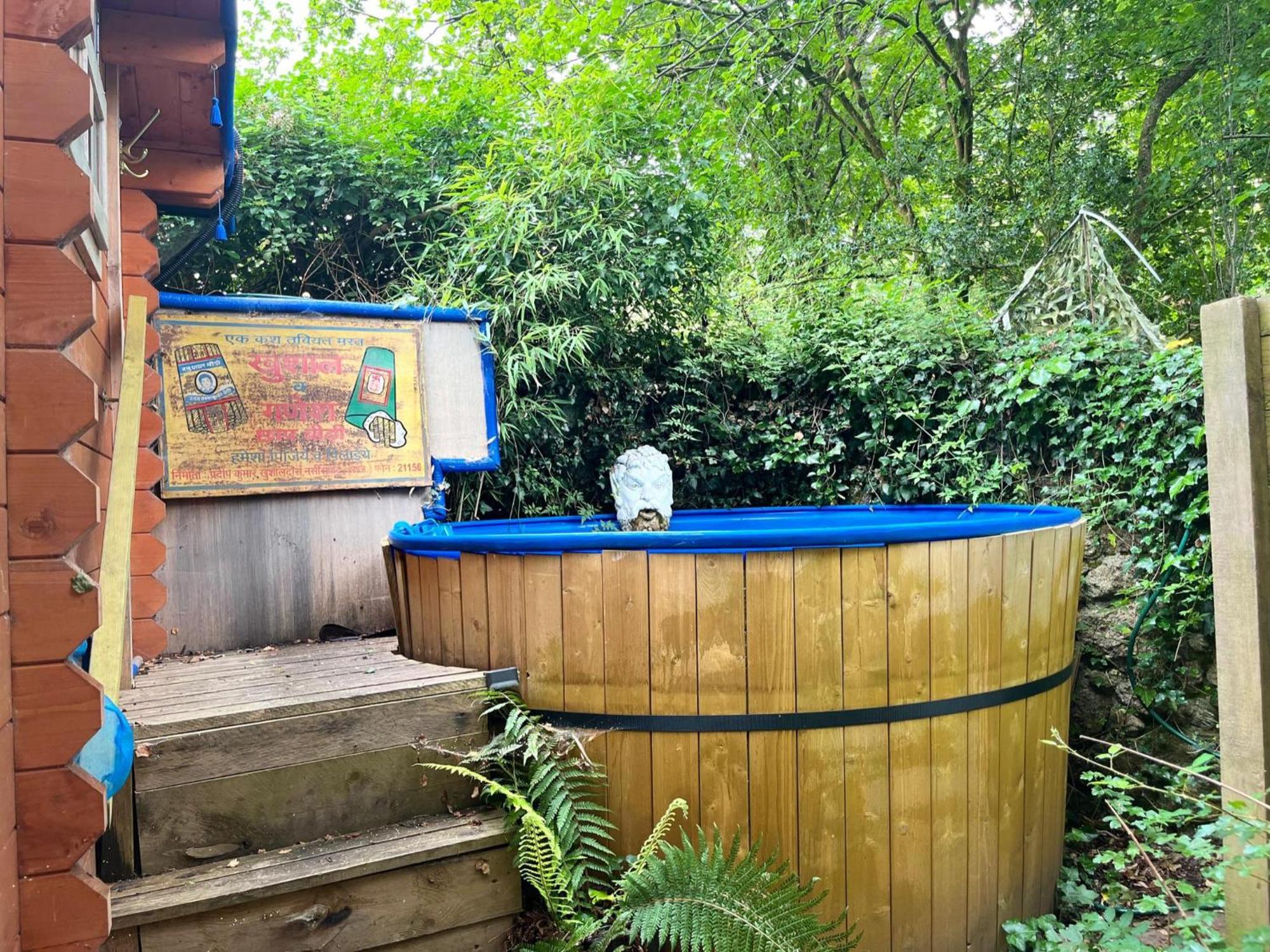 Retro Private Lodge With Hot Tub Nr Dartmoor 牛顿阿伯特 外观 照片
